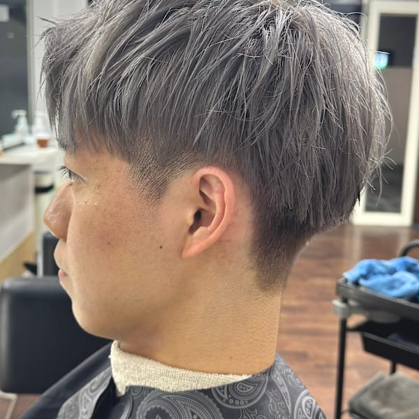 White silver|Hair Act room