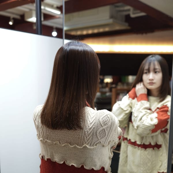 艶髪ミディアムヘア