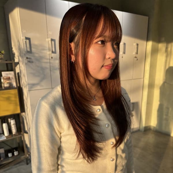 ホリスティックストレート/レイヤーカット