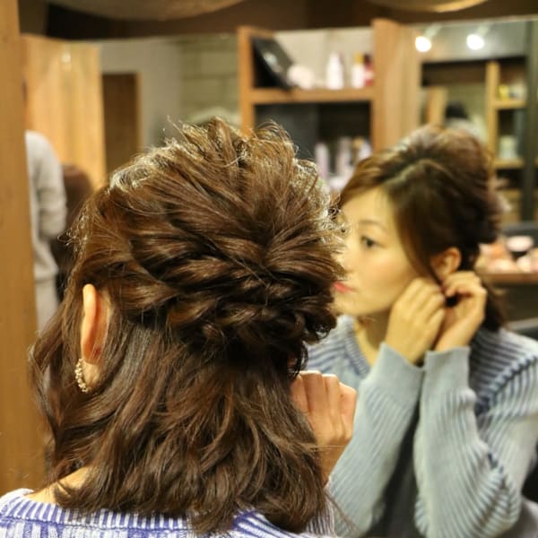 完全予約 隠れ家美容室COLORS 大月鳥沢店×スタイル