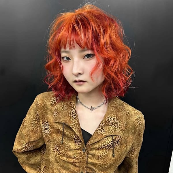 オレンジカラー　ケアブリーチカラー　セクションカラー　ウルフ