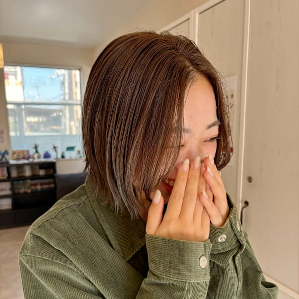 レイヤーボブ×グレージュカラー|Jlica hair サンフラワー通り【ジェリカヘアー】