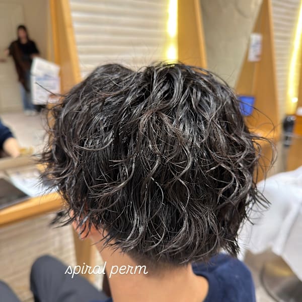 スタイリングも簡単！スパイラルパーマ◎高橋美穂