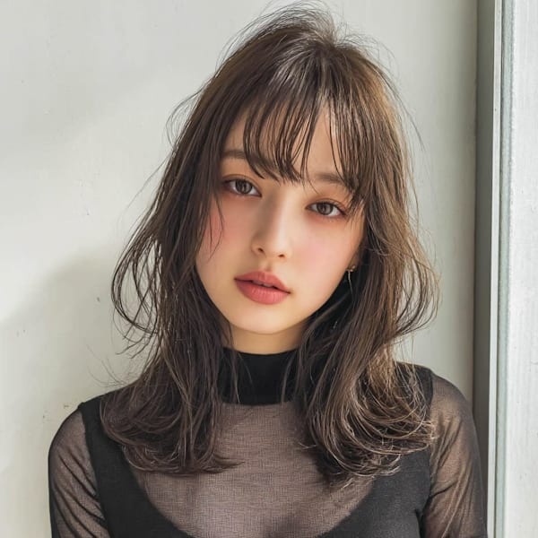 色気レイヤーくびれミディ　大宮　髪質改善