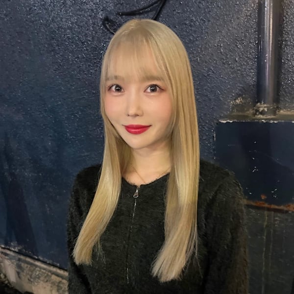 抜きっぱなしブロンド、ストレート