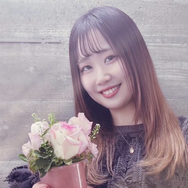 朝海　咲希|hair+resort valentine