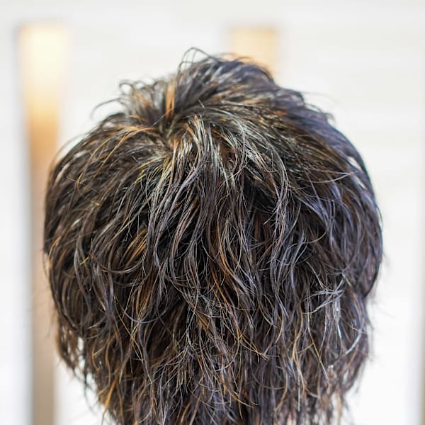 縦落ちスパイラルとハイライトのウェットウルフ|mouf -hair&eyelash-