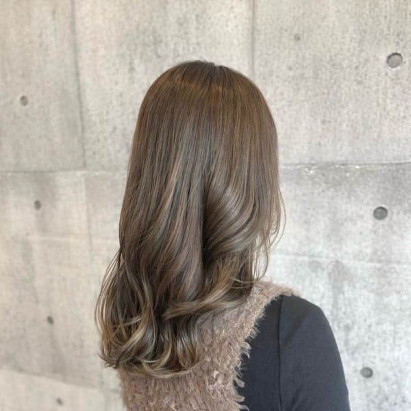 オリーブベージュ《ARCH Mayu》|ARCH