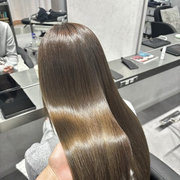 ハイトーンシルバーグレージュカラー/ダブルカラー髪質改善/札