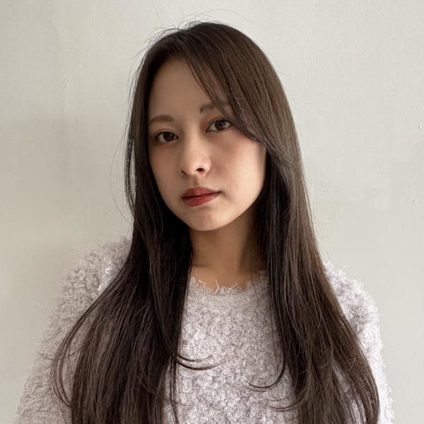 ロングのレイヤースタイル