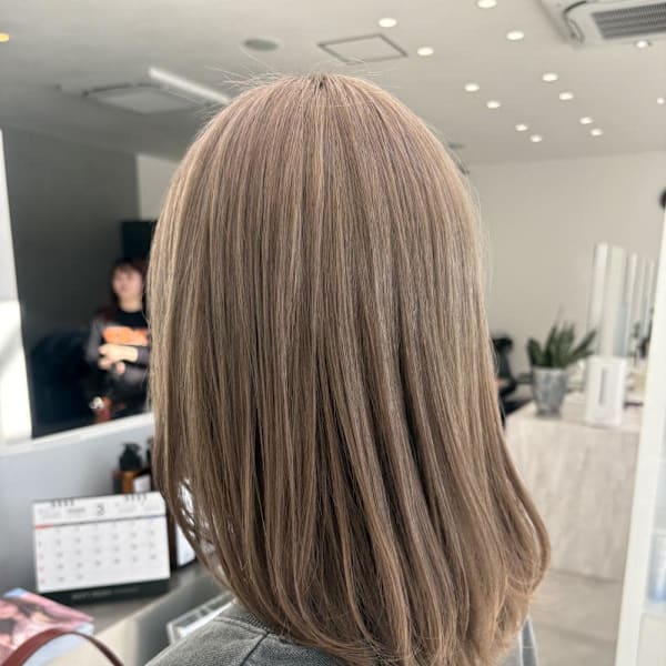 ベージュ系カラー|K&K  ブリーチ/ダブルカラー/プルエクステ/縮毛矯正/髪質改善