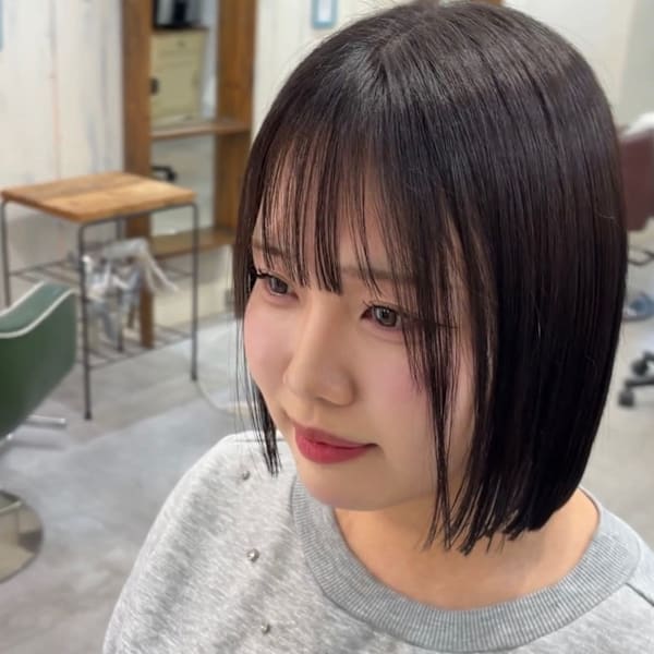 プツッとラインボブ|Sancha Salon