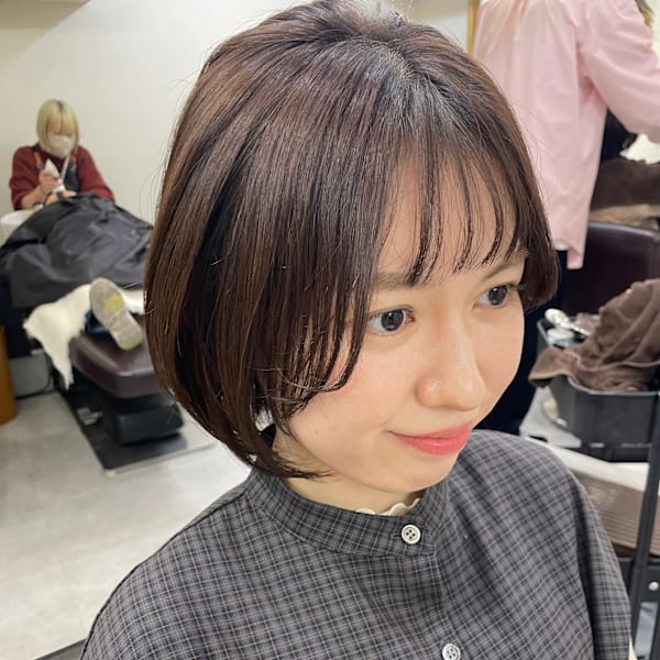 丸みシルエットのふんわりボブ|Sancha Salon