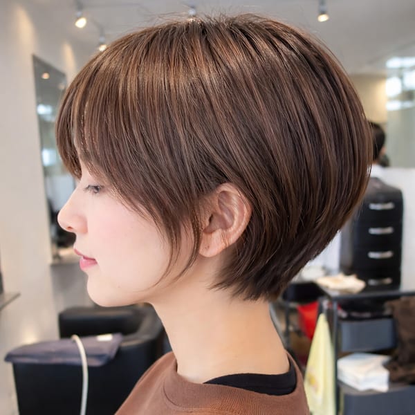 丸みと軽さのバランスがちょうどいい大人ショート|BLOCK hairmake