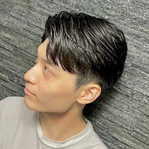 【ビジネス×好印象】爽やかツーブロックアップバングショート