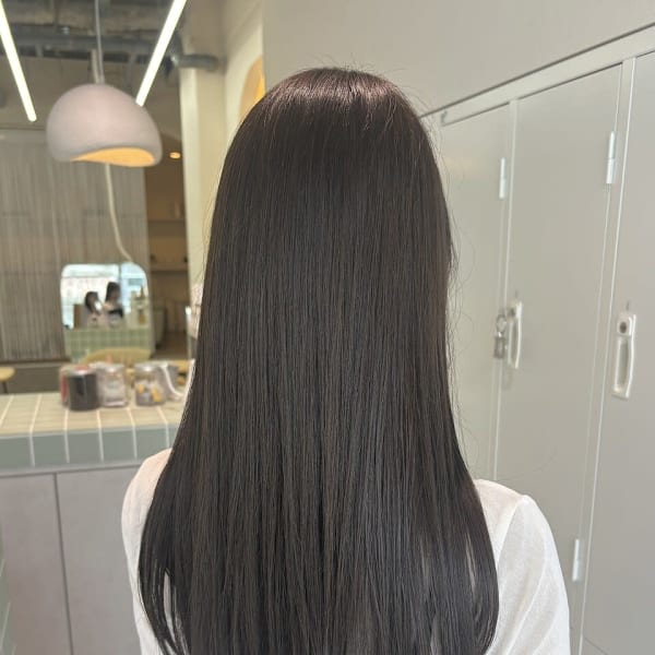 くすみグレージュ / 透明感カラー / 髪質改善|newi 広島