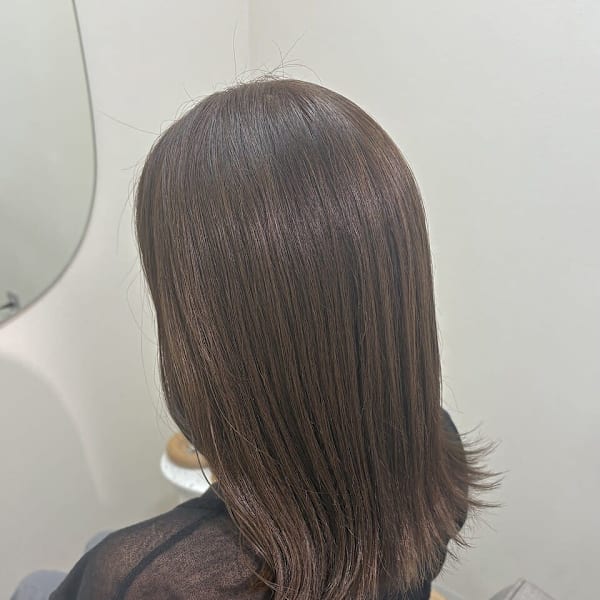 オリーブベージュ / 透明感カラー / 髪質改善|newi 広島