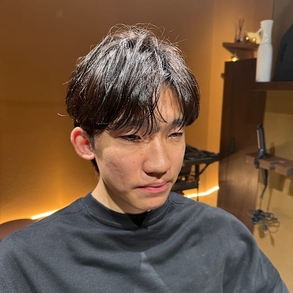 韓国風　フェザーパーマ