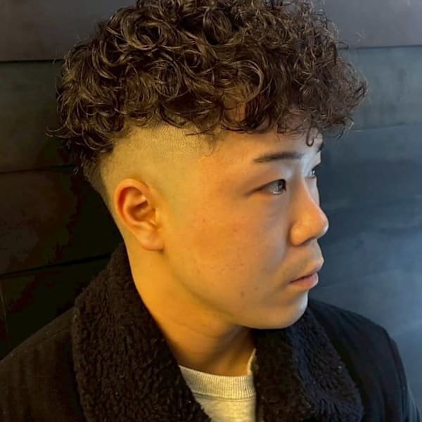 フェードカット スペインカール 刈り上げ メンズカット