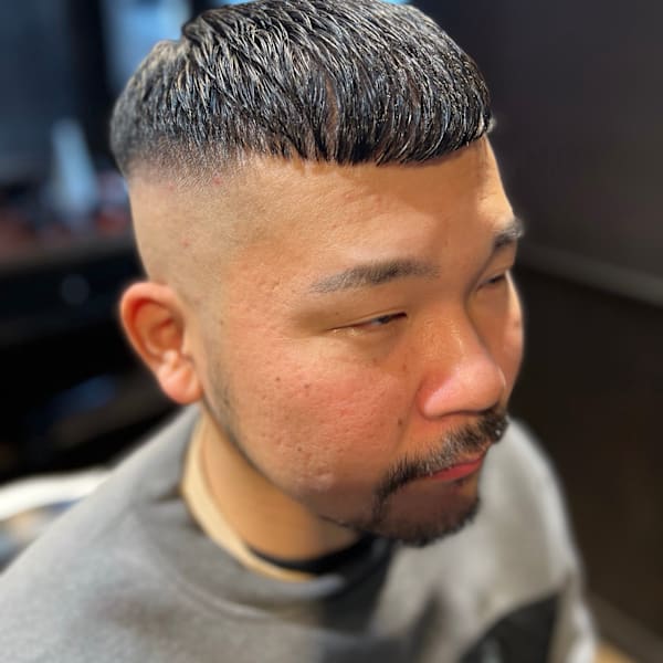 クロップカット