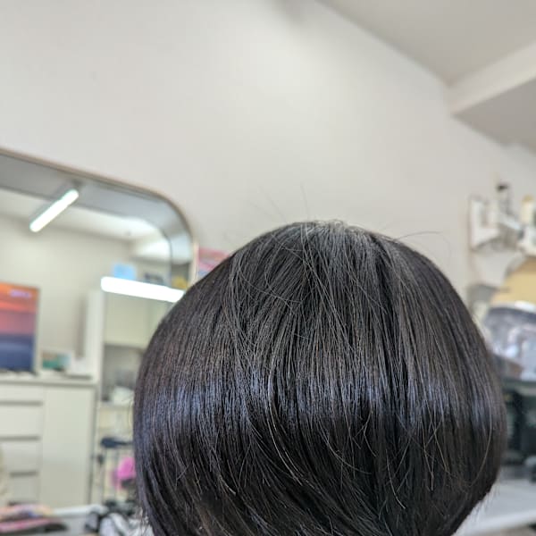 コンパクトなボブスタイル