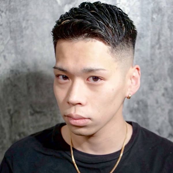 スキンフェード/フェザーアップ〈理容室〉　