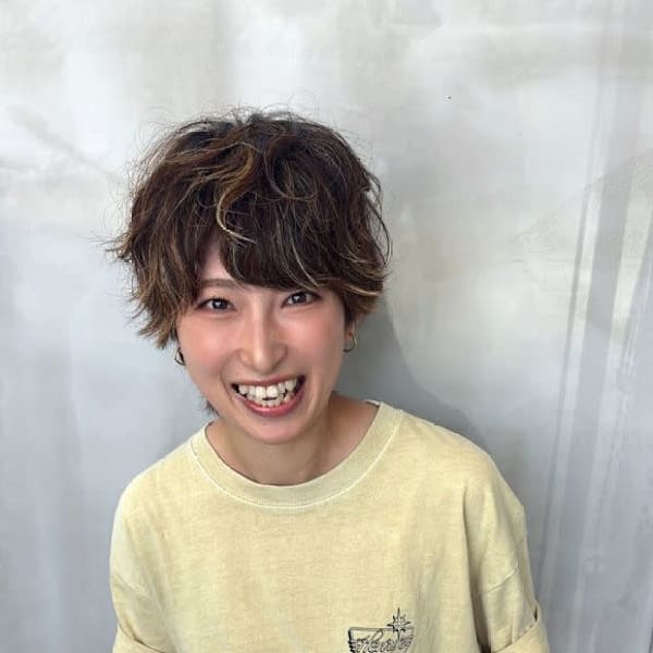 堀 千具沙|AUBE HAIR mint 甲賀店 【オーブ ヘアー ミント】