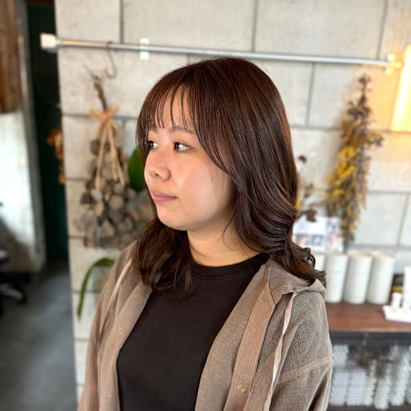 ニュアンスブラウン