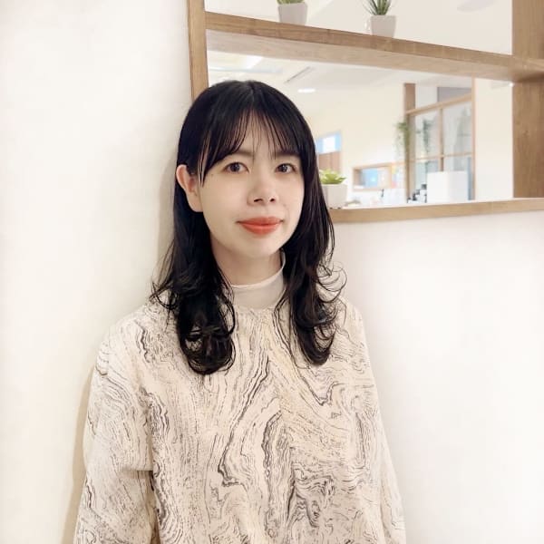 服部 美宝|Reglus hair design 西新店【レグルス ヘア デザイン】