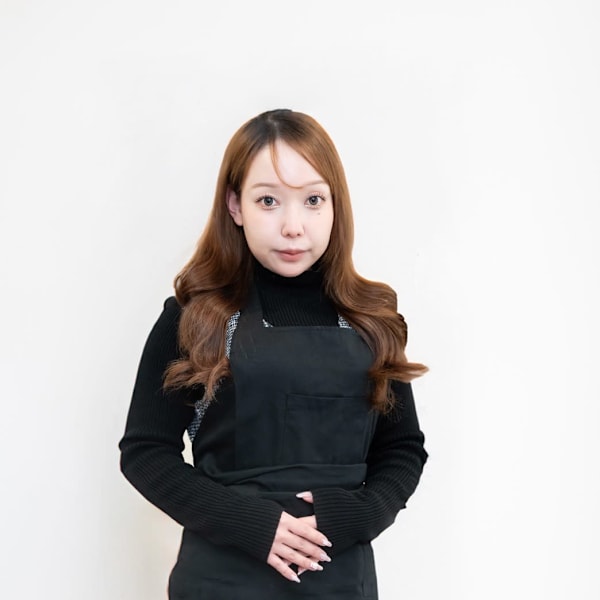 アイブロウ&まつげパーマ専門店 IVY-LINE 大宮【アイブロウアンドマツゲパーマセンモンテンアイビーライン オオミヤ】のスタッフ紹介。マノ