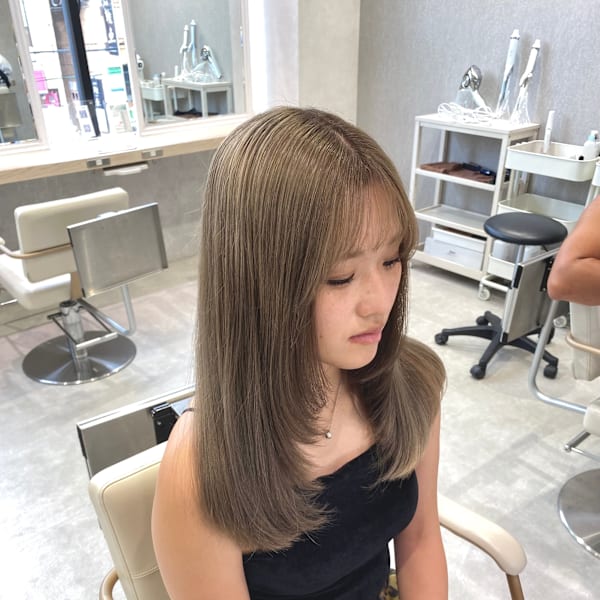 透明感ミルクティーベージュ|Ash 高津店