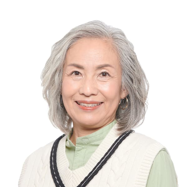 60代グレイヘアの方に◎愛され王道ボブ