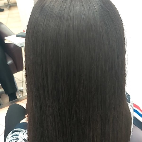 まとまり重視の美髪ロング