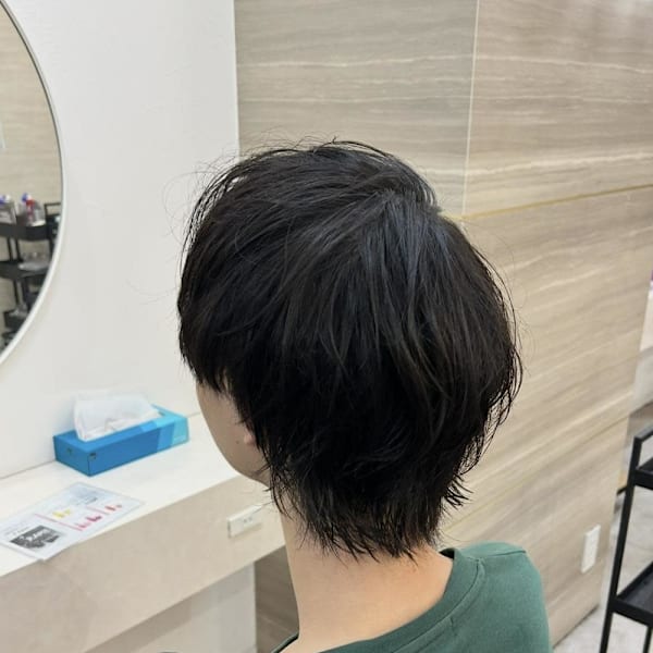 黒髪ショートウルフカット♪あゆむ