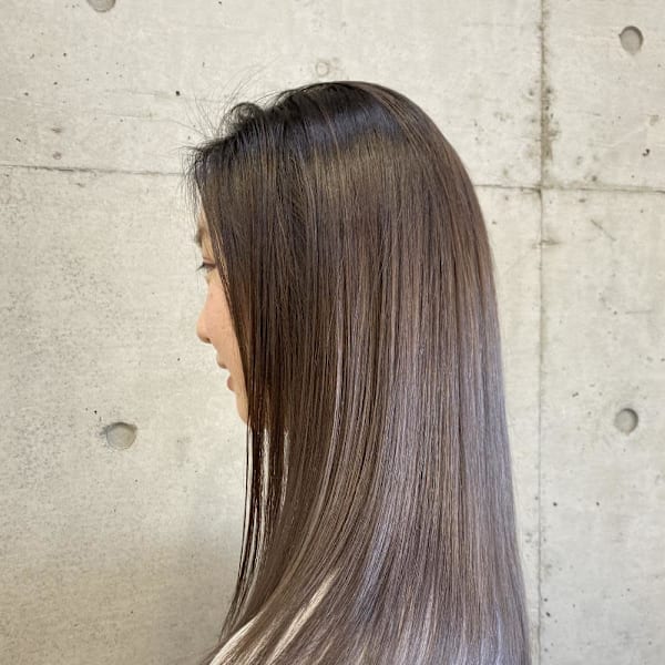 グレージュカラー 【池袋駅/要町駅/池袋西口/】