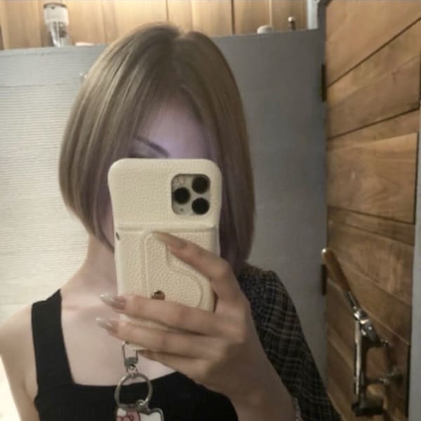 Reika|Hair salon Attirer