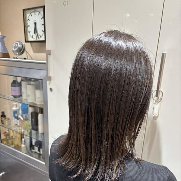 外ハネナチュラルヘアー