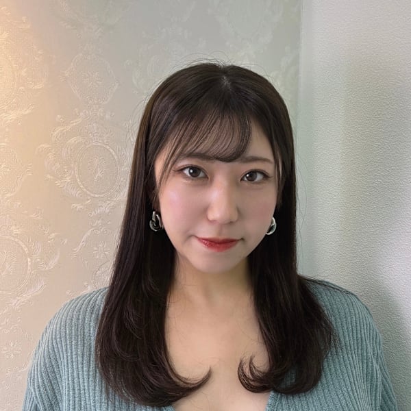 nana 【入谷駅】|Ella
