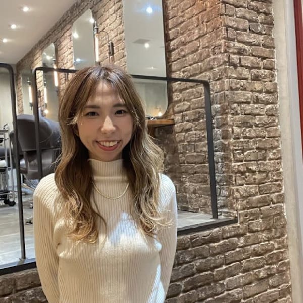 AUBE HAIR lapin 札幌平岸店 【オーブ ヘアー ラパン】【オーブ ヘアー ラパン サッポロヒラギシテン】のスタッフ紹介。吉田 仁美
