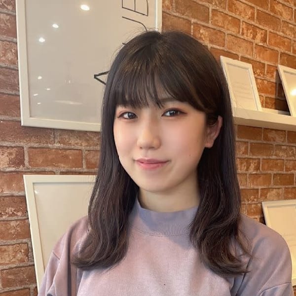 AUBE HAIR uel 札幌澄川店 【オーブ ヘアー ユエル】【オーブ ヘアー ユエル サッポロスミカワテン】のスタッフ紹介。佐藤 優美華