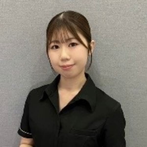 【バスト＆ヒップ専門店】エルフラージュ銀座店【バストアンドヒップセンモンテンエルフラージュギンザテン】のスタッフ紹介。オノ　アカリ