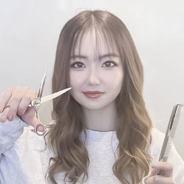 mona |AUBE HAIR louis 伊丹店 【オーブ ヘアー ルイ】