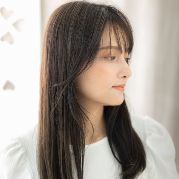 黒髪アッシュ顔周りカット大人美人エアストレート30代40代
