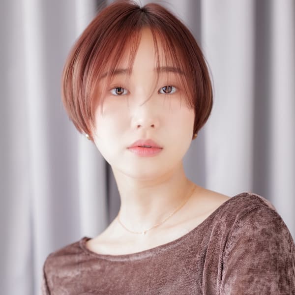 ローズブラウン似合わせカット抜け感クールショート20代30代