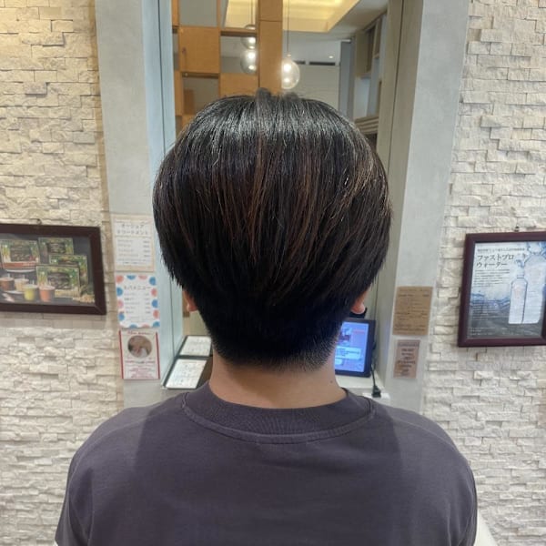 女性にもおすすめ！スッキリ刈り上げショート