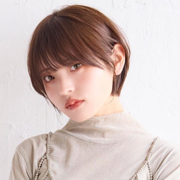 軽やかモードなレイヤーボブ|HAIR & MAKE EARTH 小松店