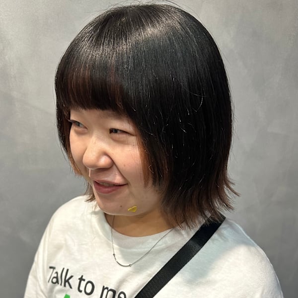 外ハネボブ顔周りレイヤーカット