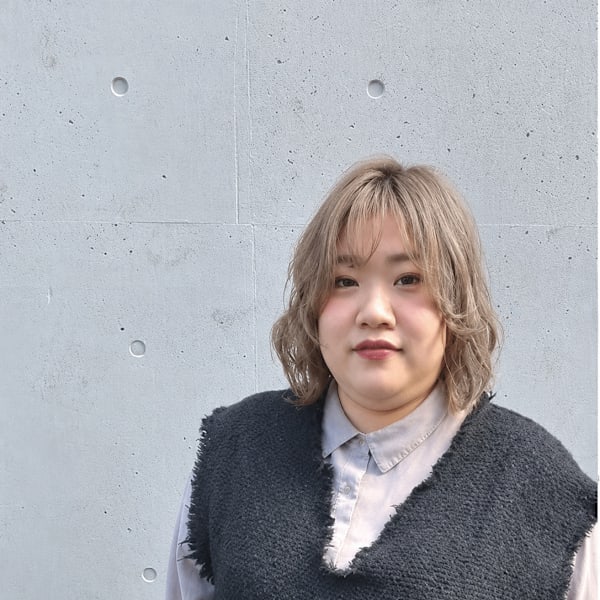 永崎 紗矢香|半個室型美容室 Sourire 鹿児島中央店