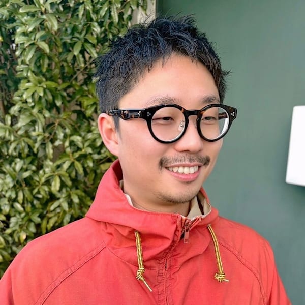 奇抜すぎないナチュラルショート