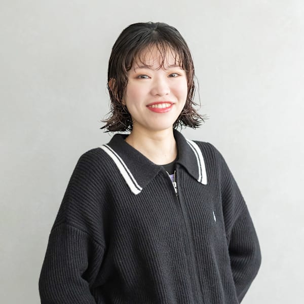mulah【ミュラ】のスタッフ紹介。廣石　沙英